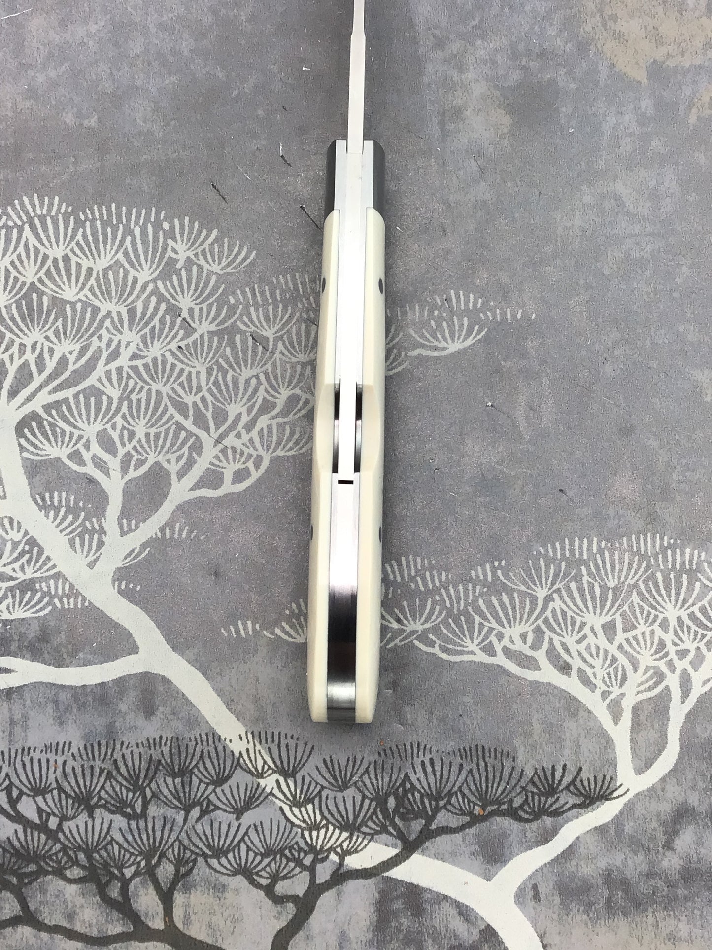 Tim Robertson “Hayes Model” mid lock Slipjoint with Beautiful Antique E Ivory scales