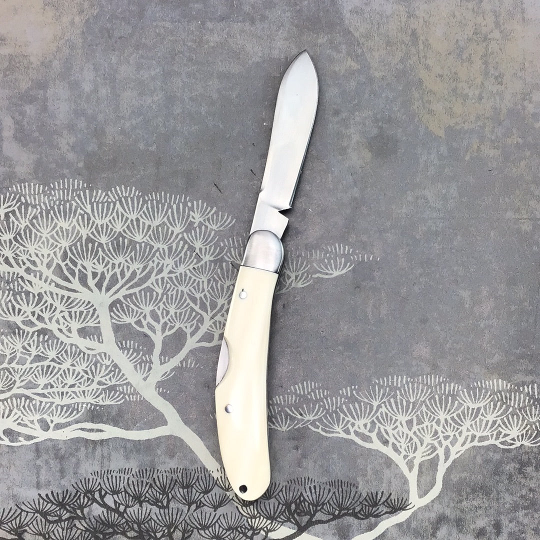 David (dr.t) Taber “Rabbit” knife with mid lock