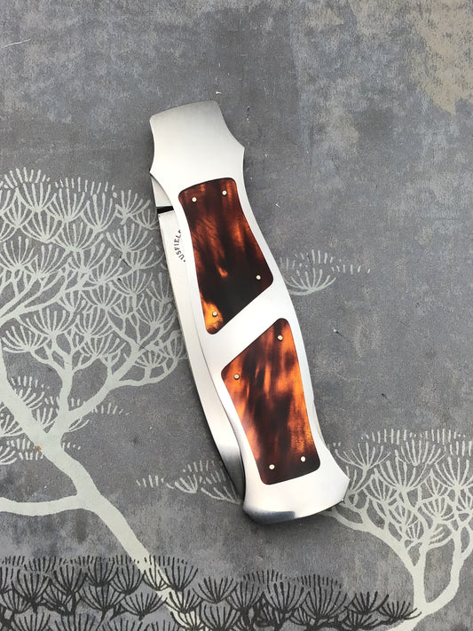 Jack Busfield “Lockback” Dagger with Outstanding Tortoise Shell inlays
